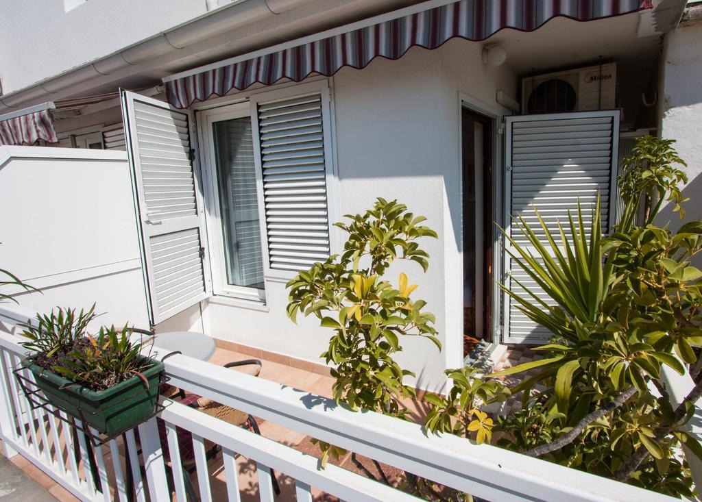חוואר Rooms & Apartments Dolac מראה חיצוני תמונה